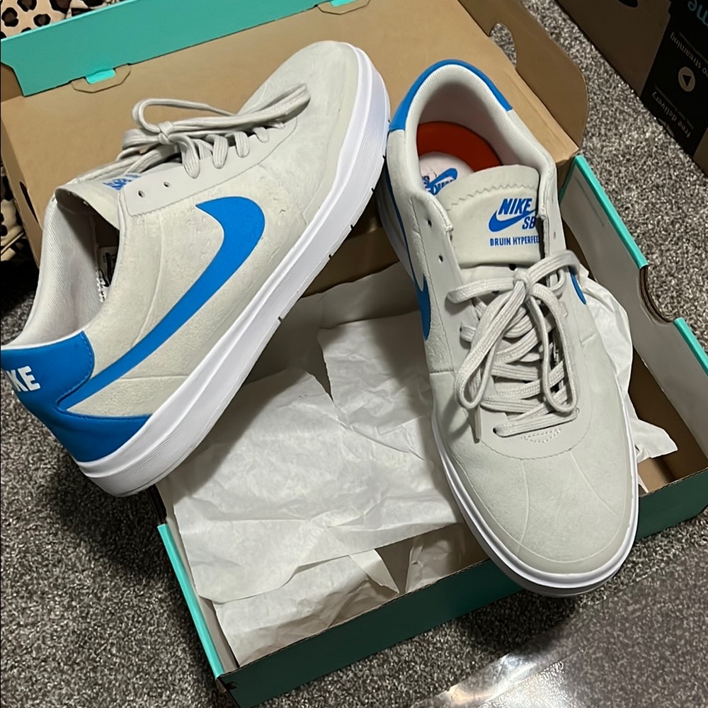 Nike SB Men's Bruin Hyperfeel Skateboard shoes size 11.5